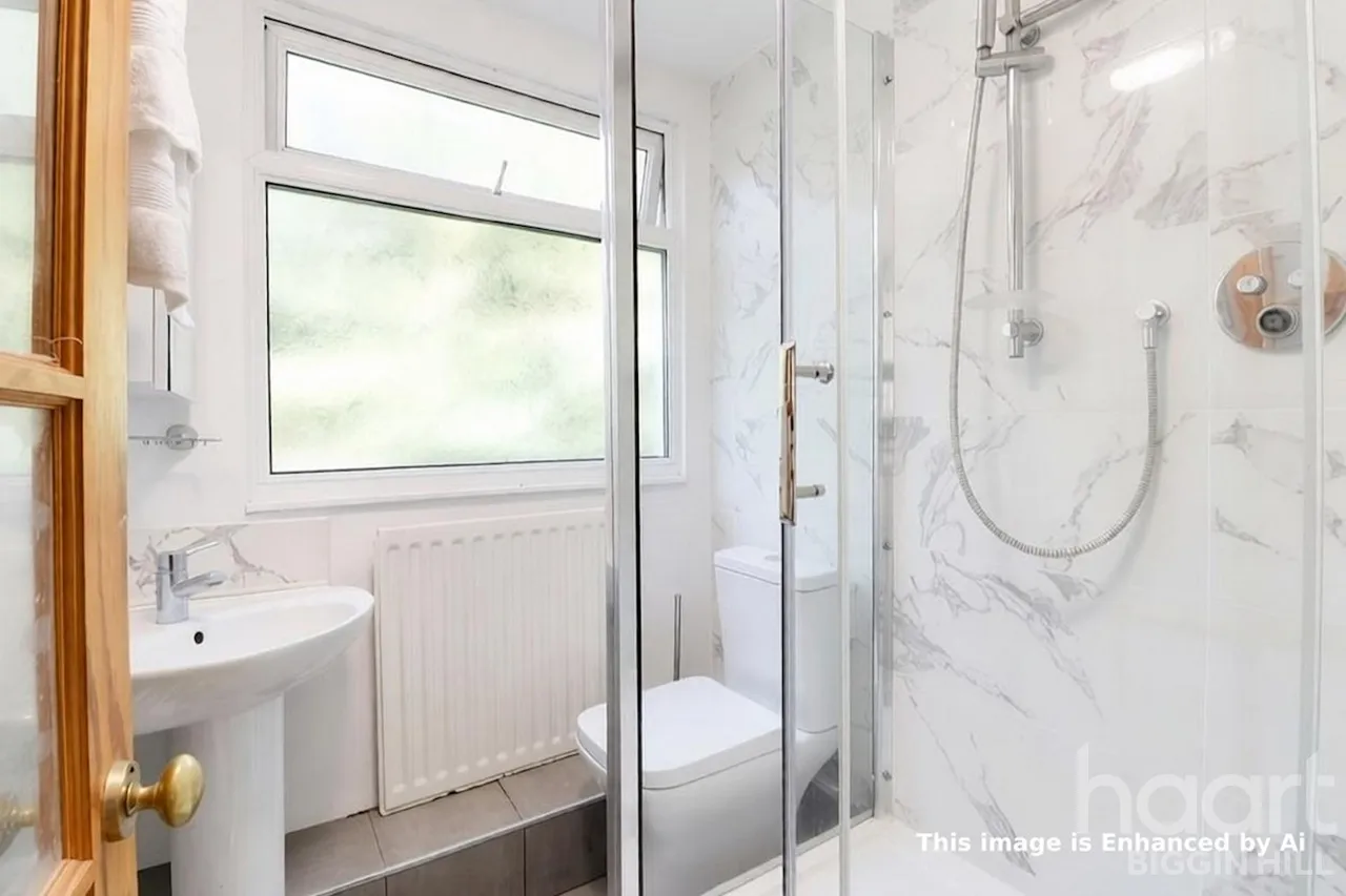 Paynesfield Road, Tatsfield, TN16, photo 21