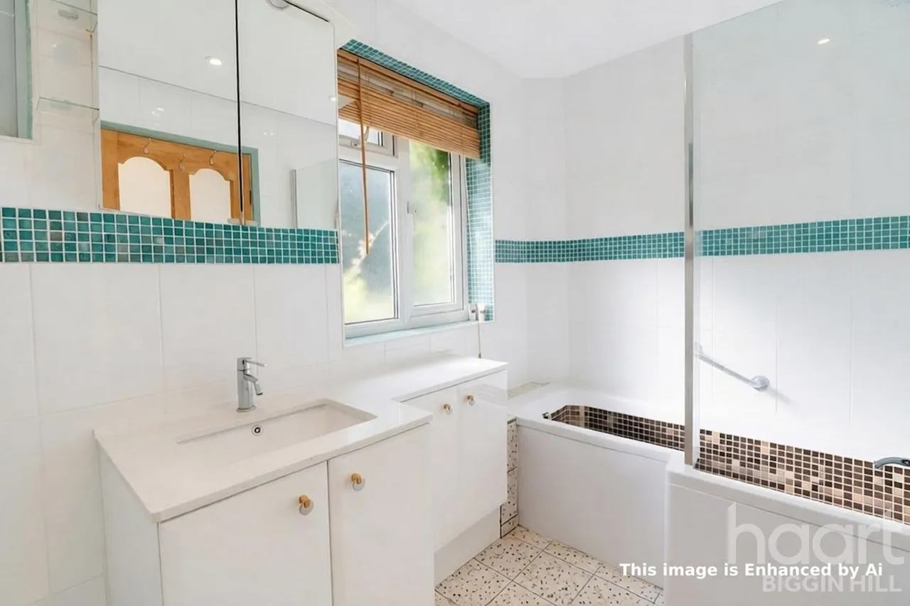 Paynesfield Road, Tatsfield, TN16, photo 13
