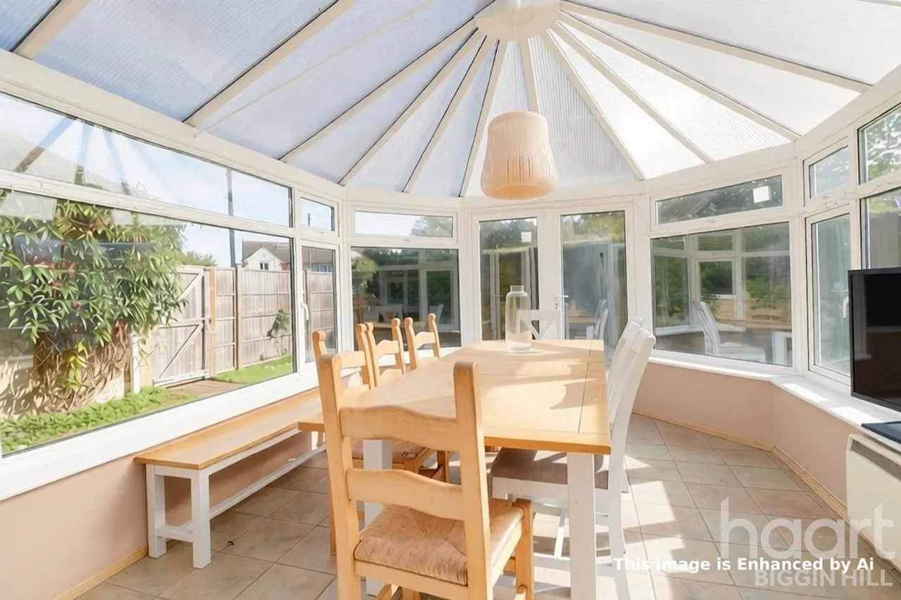Paynesfield Road, Tatsfield, TN16, photo 9