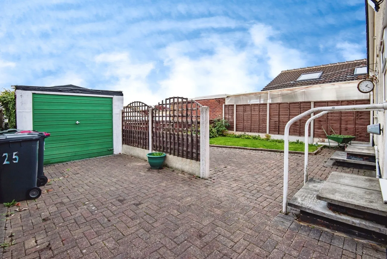 Coltishall Avenue, Bramley, Rotherham, South Yorkshire, S66, photo 2