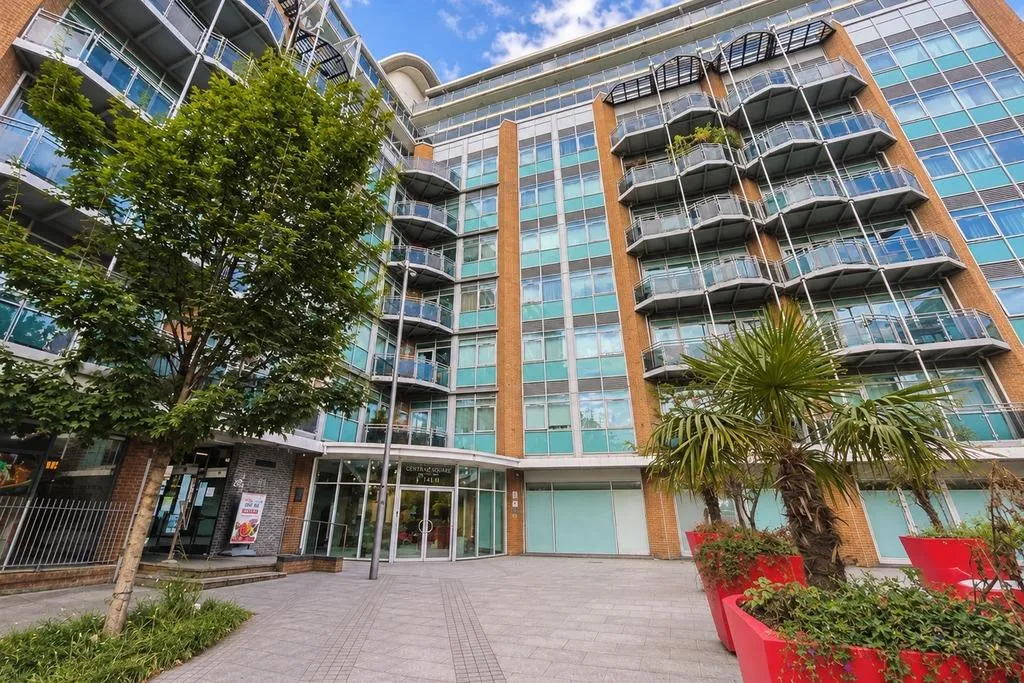 Gerry Raffles Square, Stratford, E15, photo 10