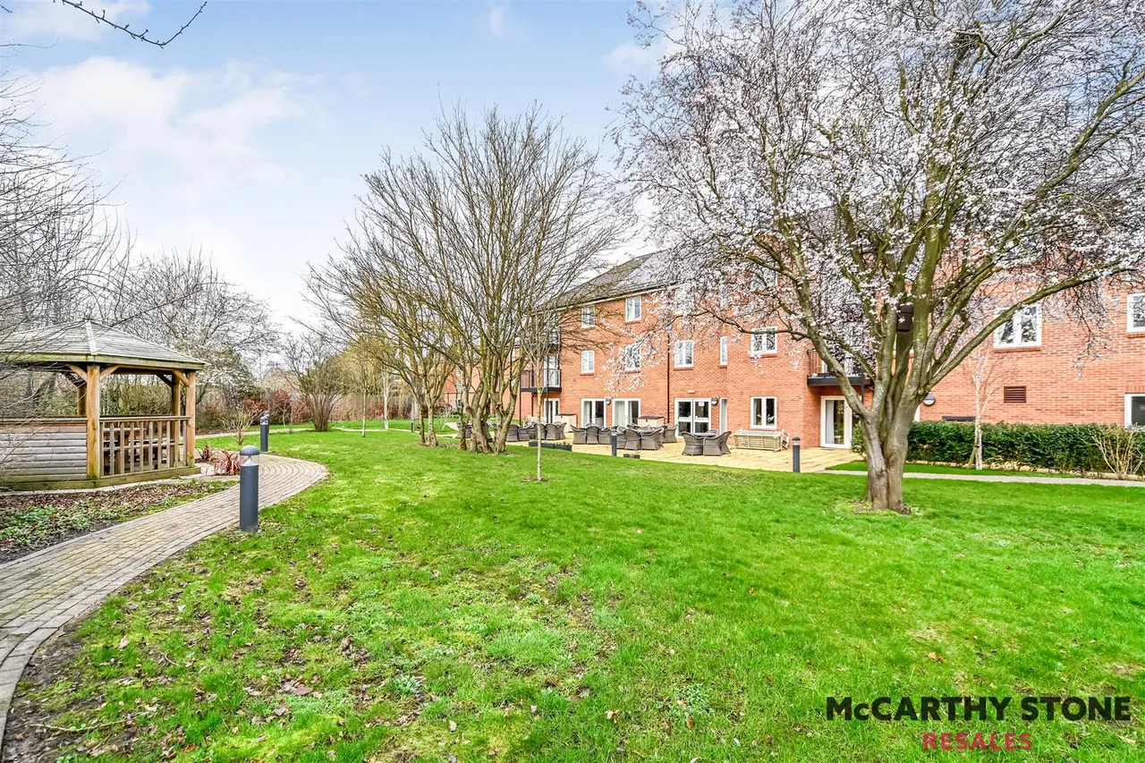 Overdale, Bedford, MK41, photo 17