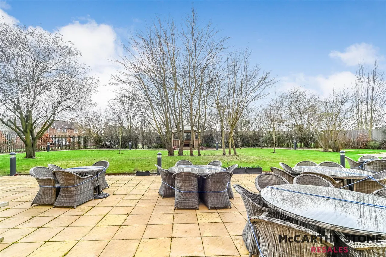 Overdale, Bedford, MK41, photo 16