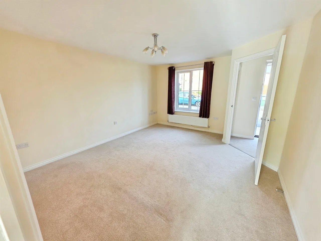 Lambert Road, Aylesbury, HP18, photo 17