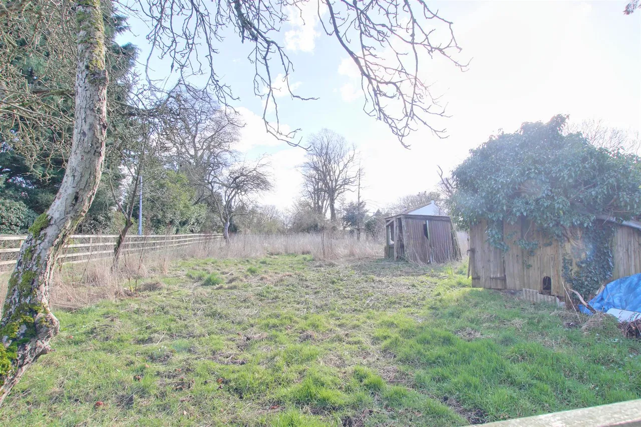Kirk Lane, Walkington, photo 9