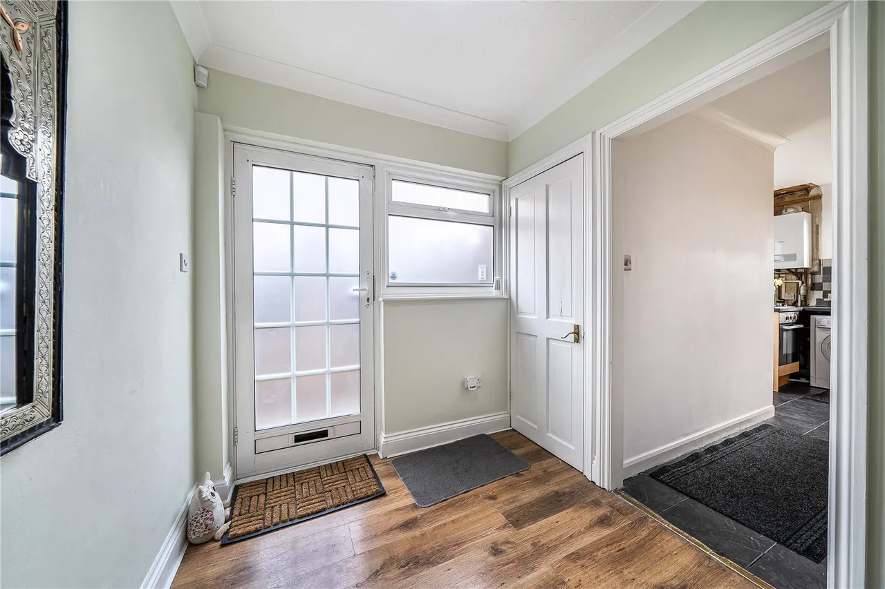 Pield Heath Road, UB8, photo 16
