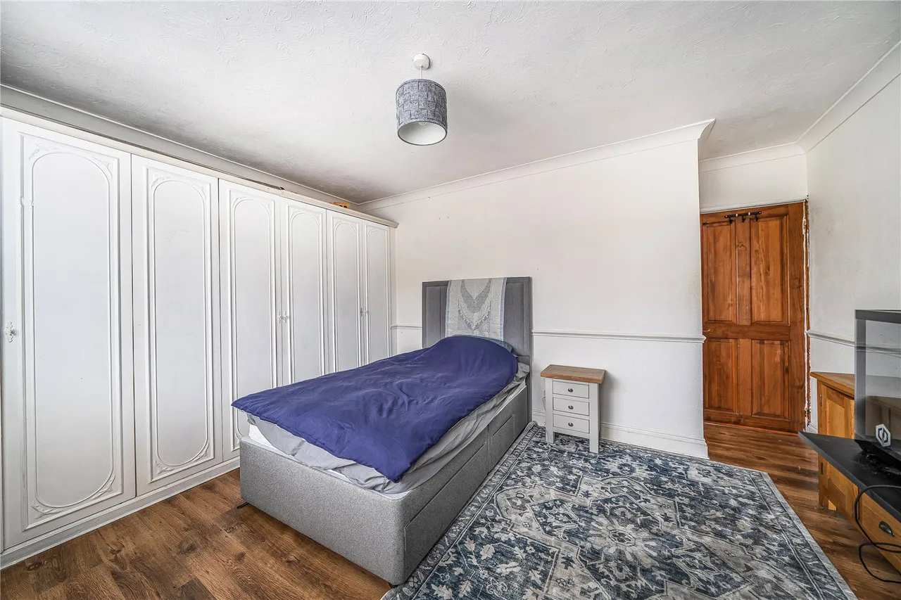 Pield Heath Road, UB8, photo 20