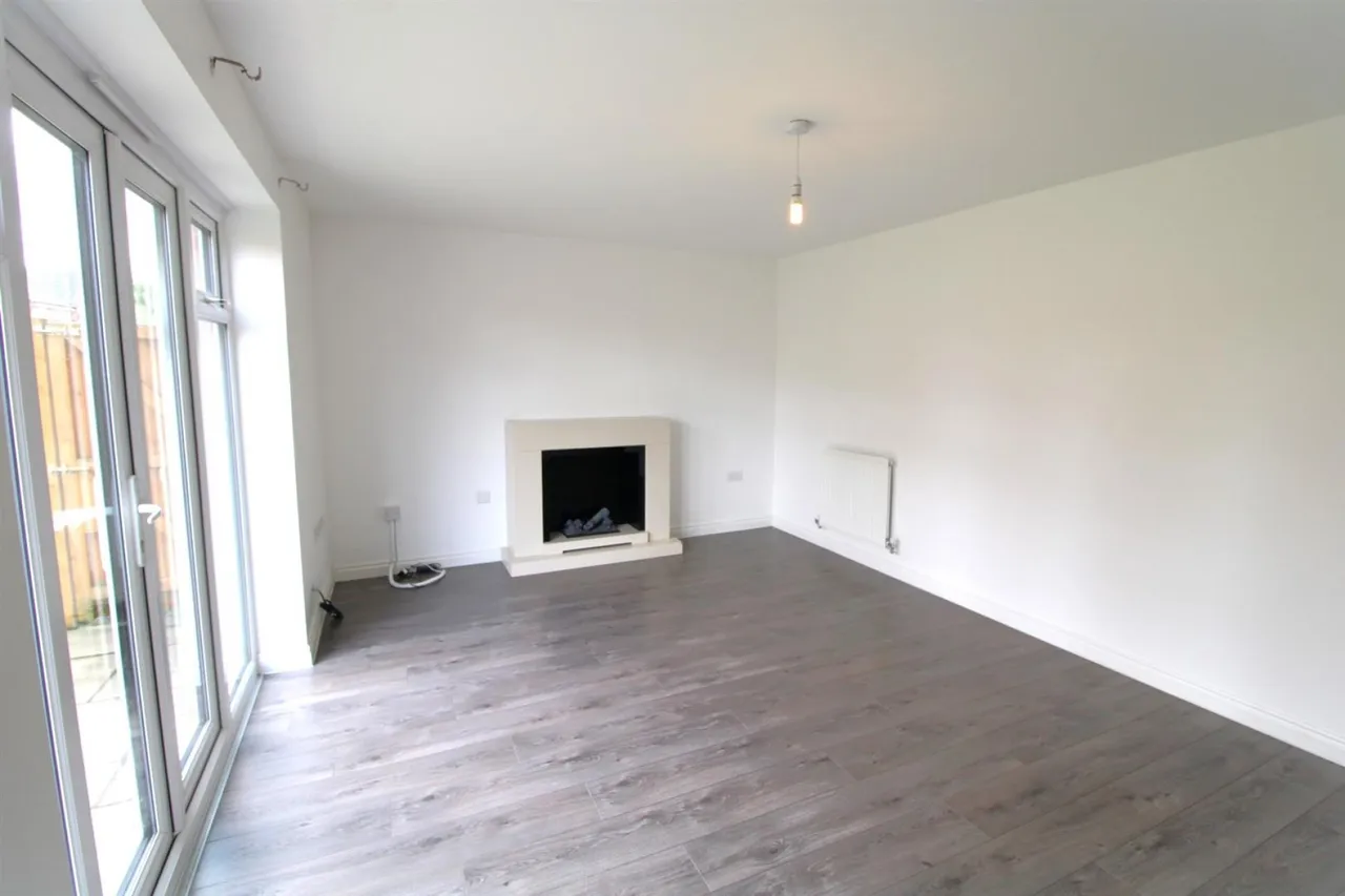 Woodhouses Avenue, Audenshaw, M34, photo 20