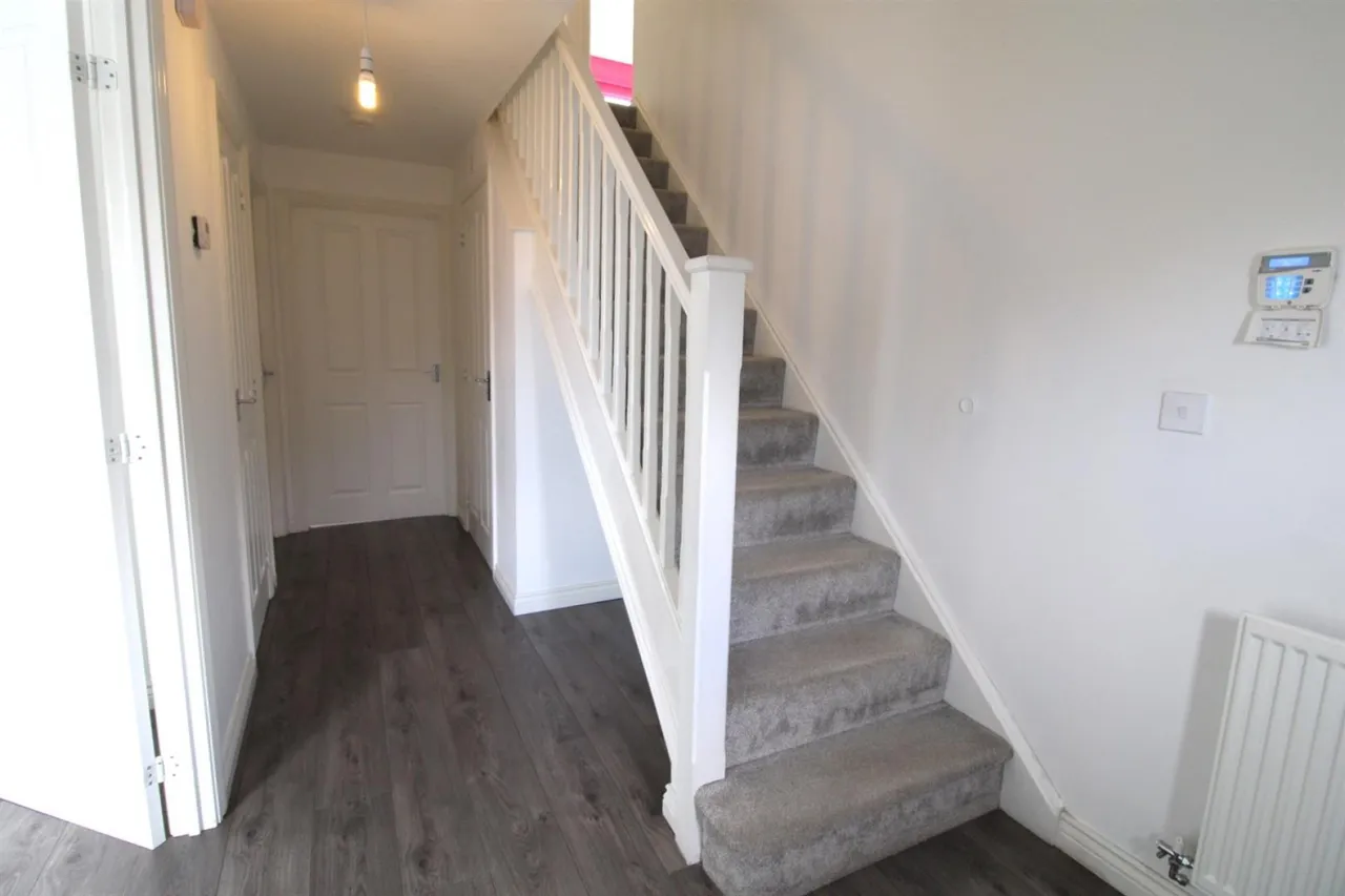 Woodhouses Avenue, Audenshaw, M34, photo 22