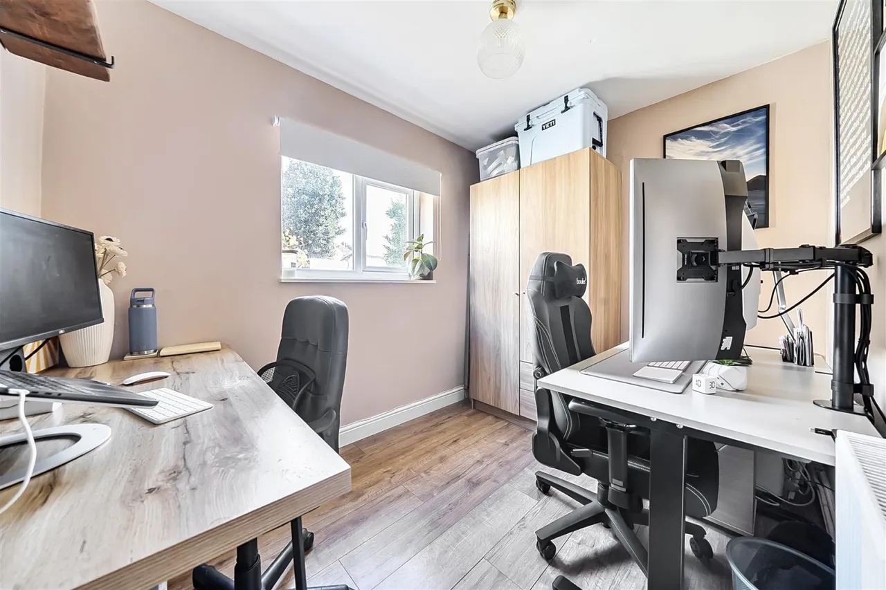 Grove Park, Brislington, BS4, photo 13