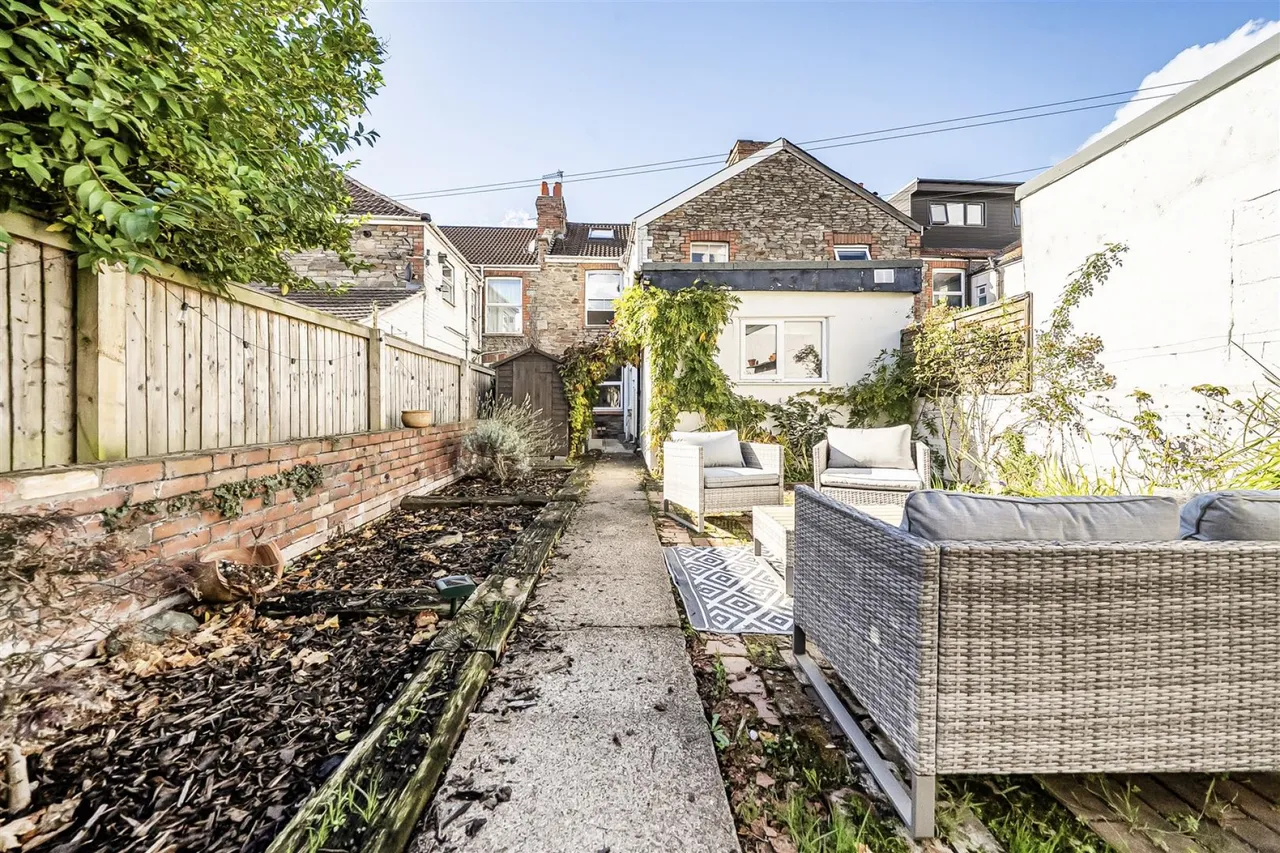Grove Park, Brislington, BS4, photo 18