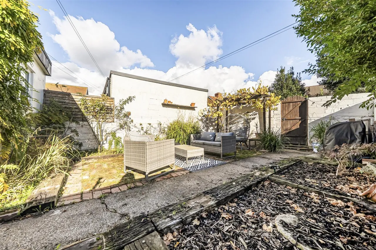 Grove Park, Brislington, BS4, photo 17