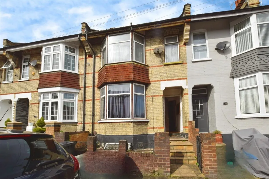 5 bed house for sale, Westbury Road, Watford