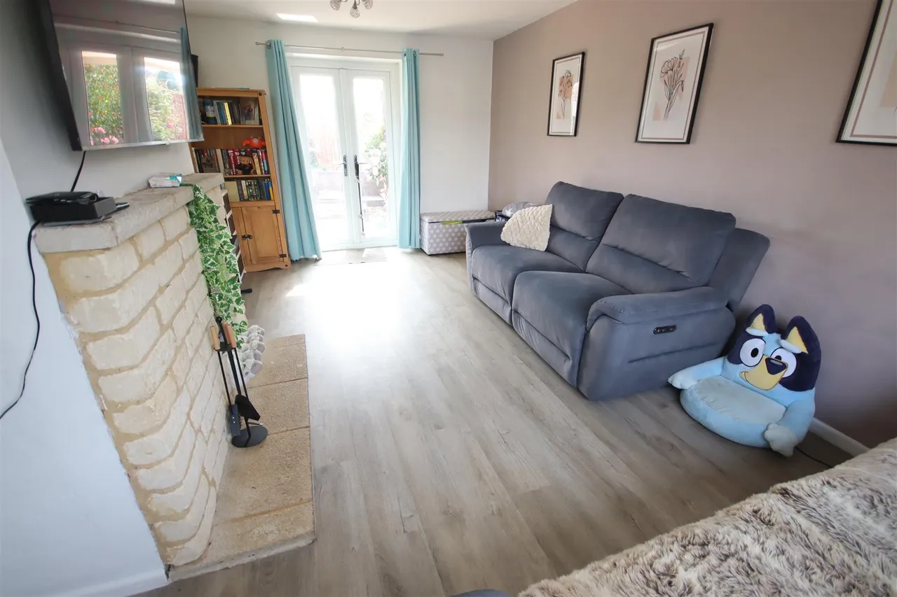 Pipsmore Road, Chippenham, photo 9