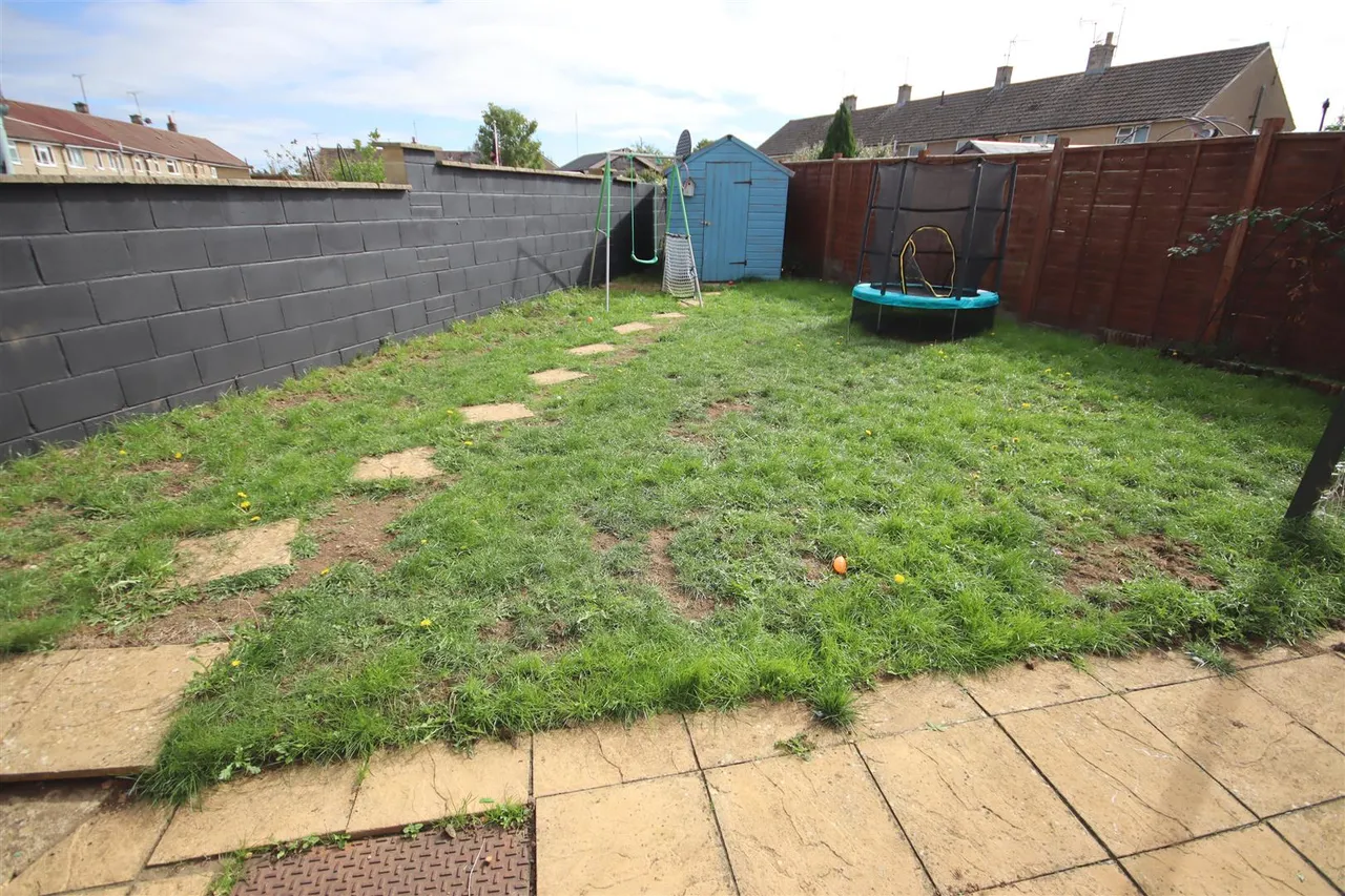 Pipsmore Road, Chippenham, photo 18