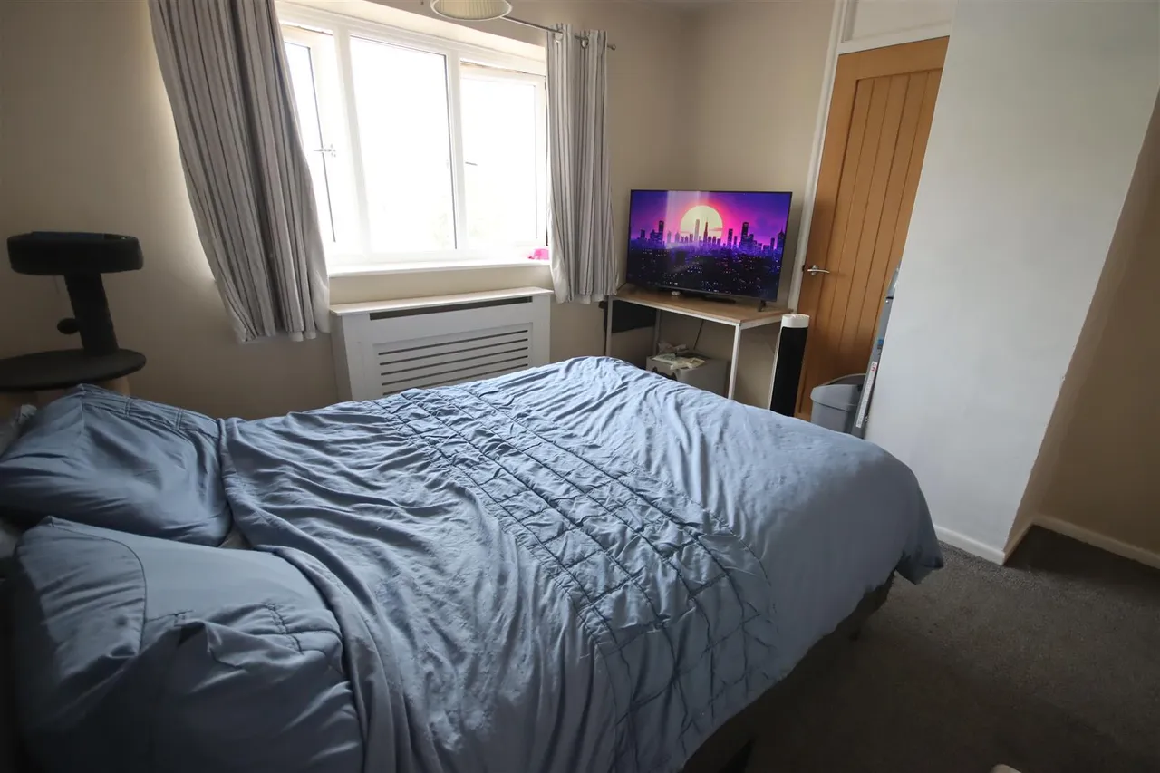 Pipsmore Road, Chippenham, photo 15