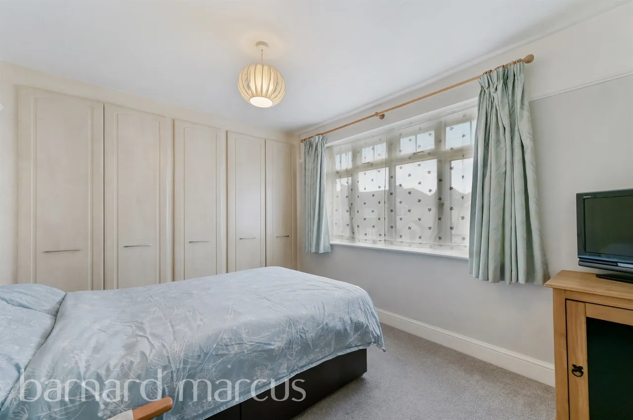 Cranleigh Road, Feltham, TW13, photo 7