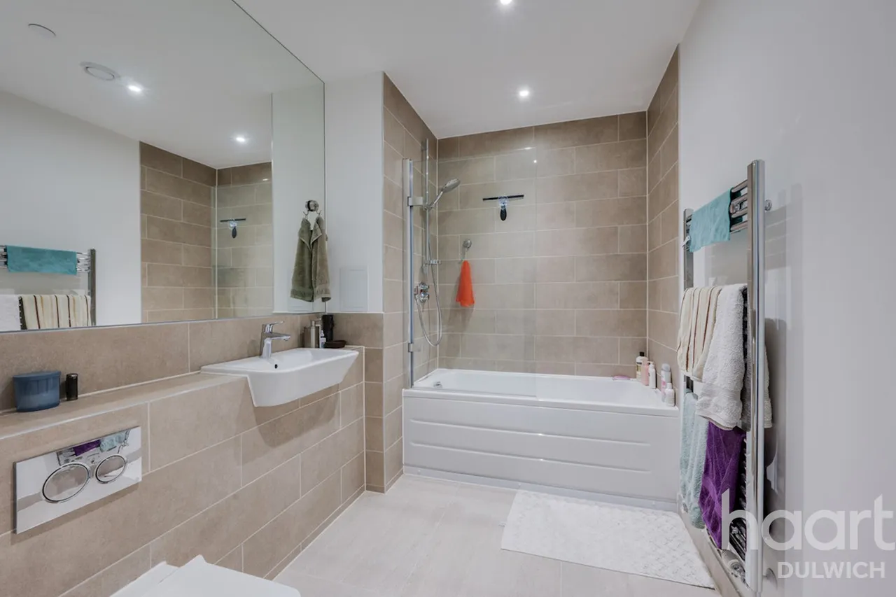 East Surrey Grove, London, SE15, photo 6