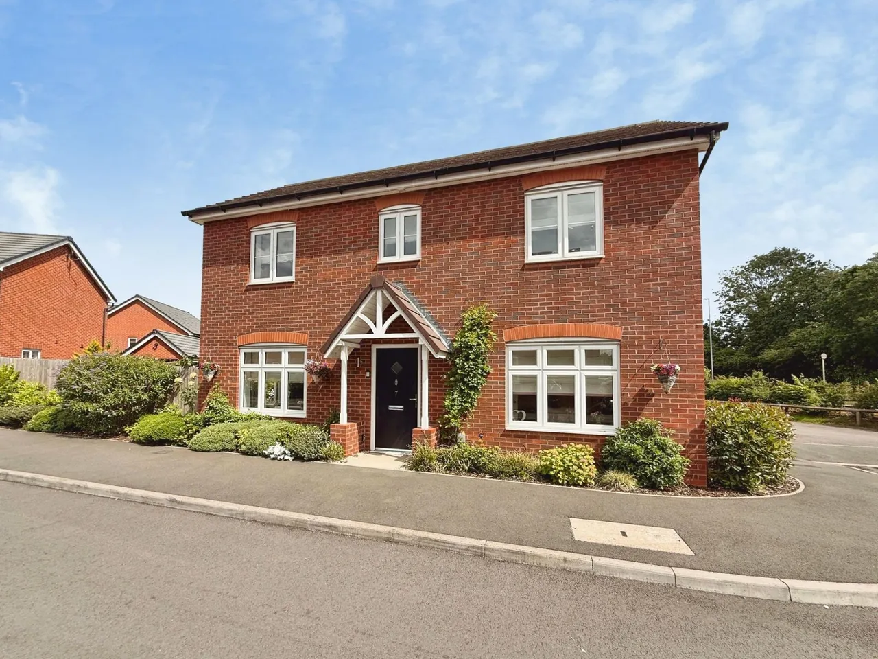 3 bed house for sale, Brook Leasow, Redhill, TF2