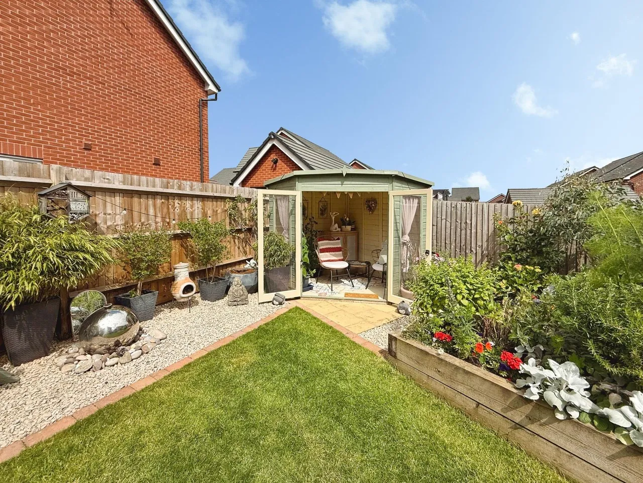 Brook Leasow, Redhill, TF2, photo 22