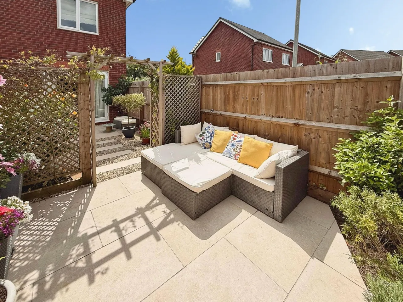 Brook Leasow, Redhill, TF2, photo 16