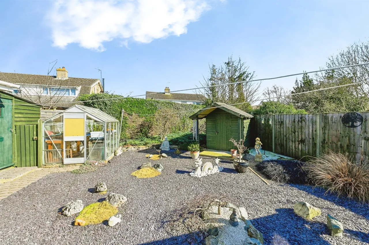 Hazel Close, West Winch, PE33, photo 18