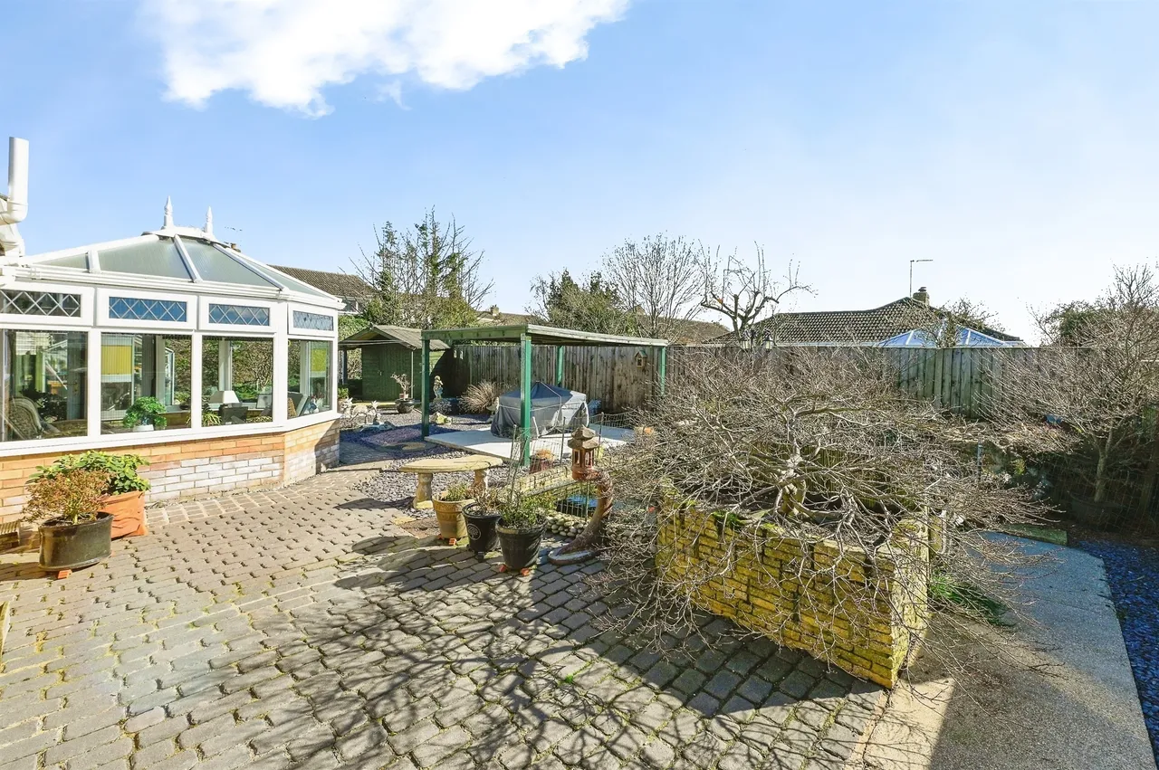 Hazel Close, West Winch, PE33, photo 16