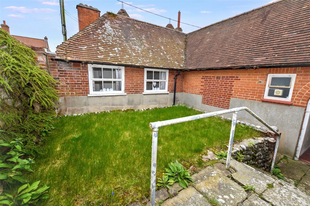 Harbord Road, Overstrand, NR27, photo 17