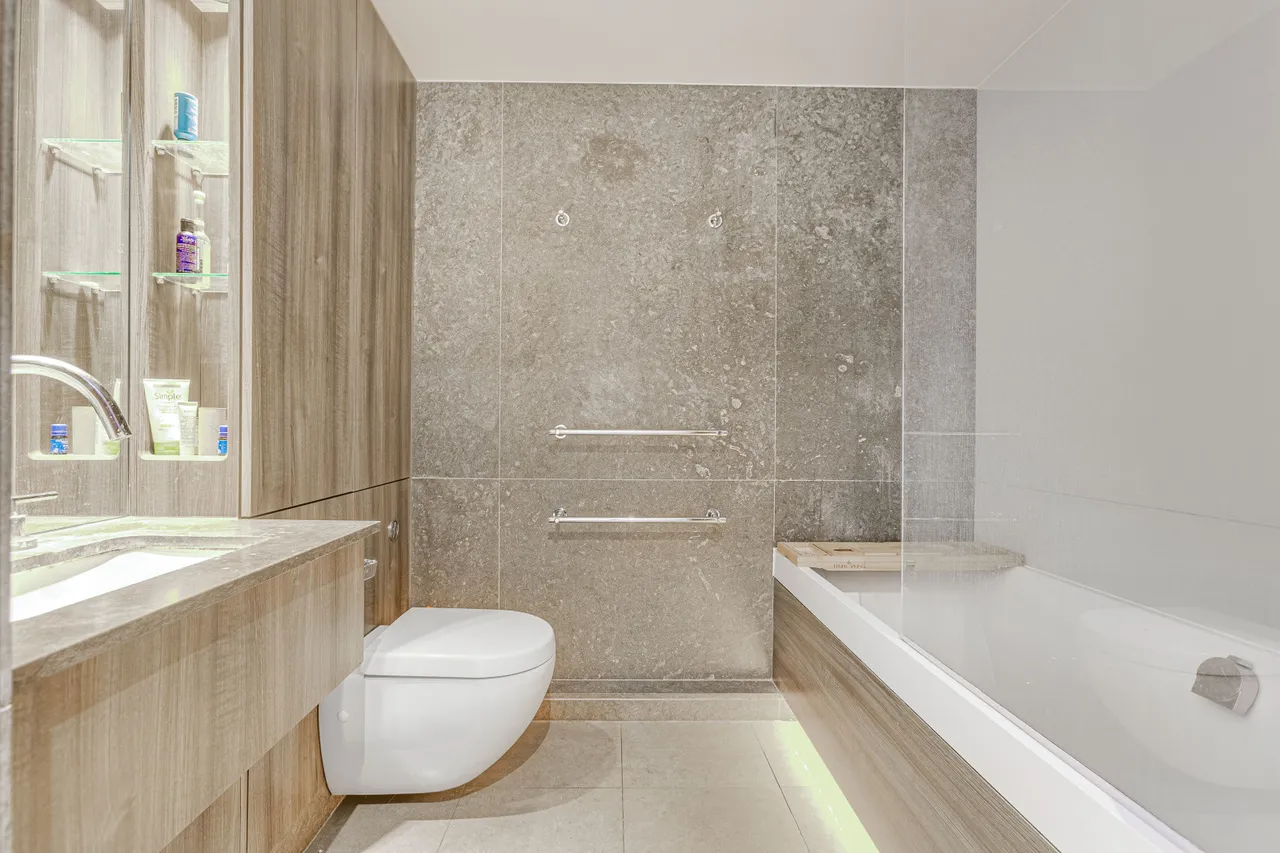 Townmead Road, London, SW6, photo 10