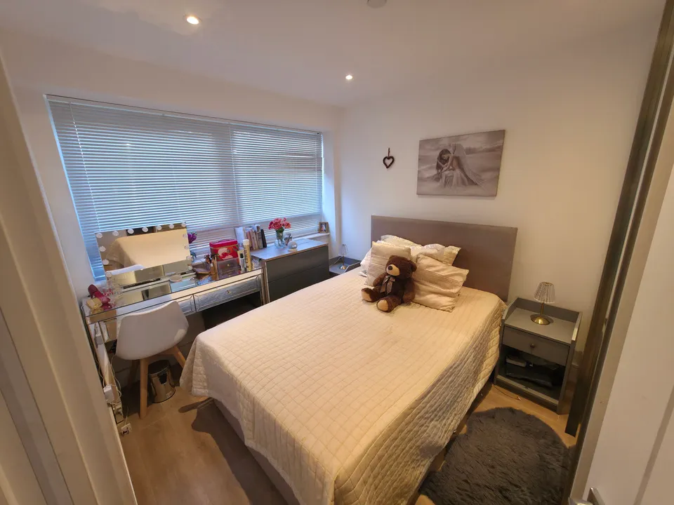 Flat 7 Newacre House, Wood Street, East Grinstead, West Sussex, photo 5