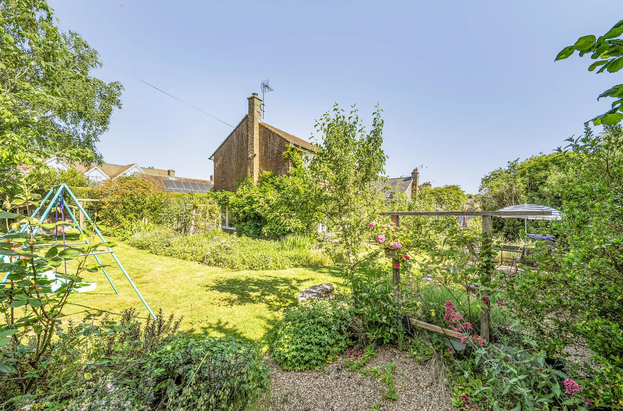 Beresford Road, Cranbrook, TN17, photo 2