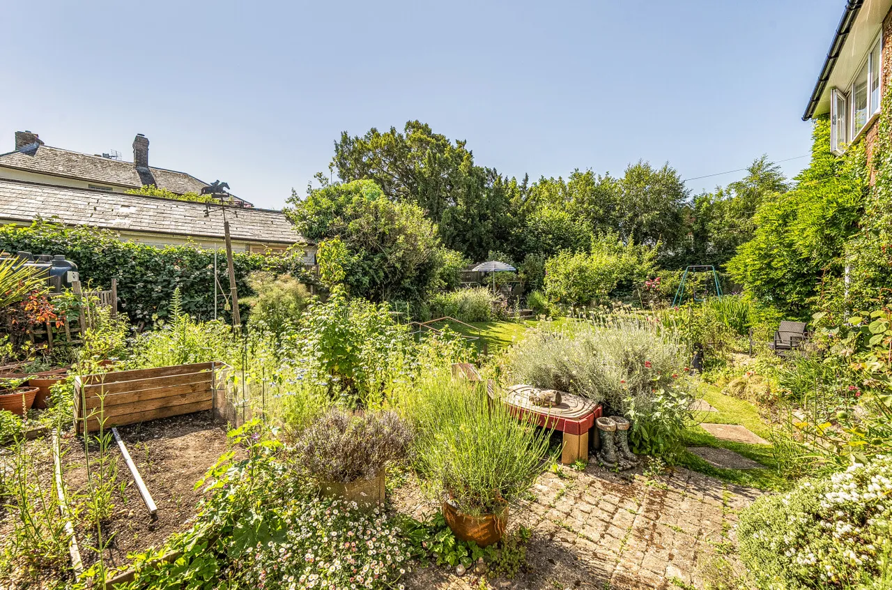 Beresford Road, Cranbrook, TN17, photo 16