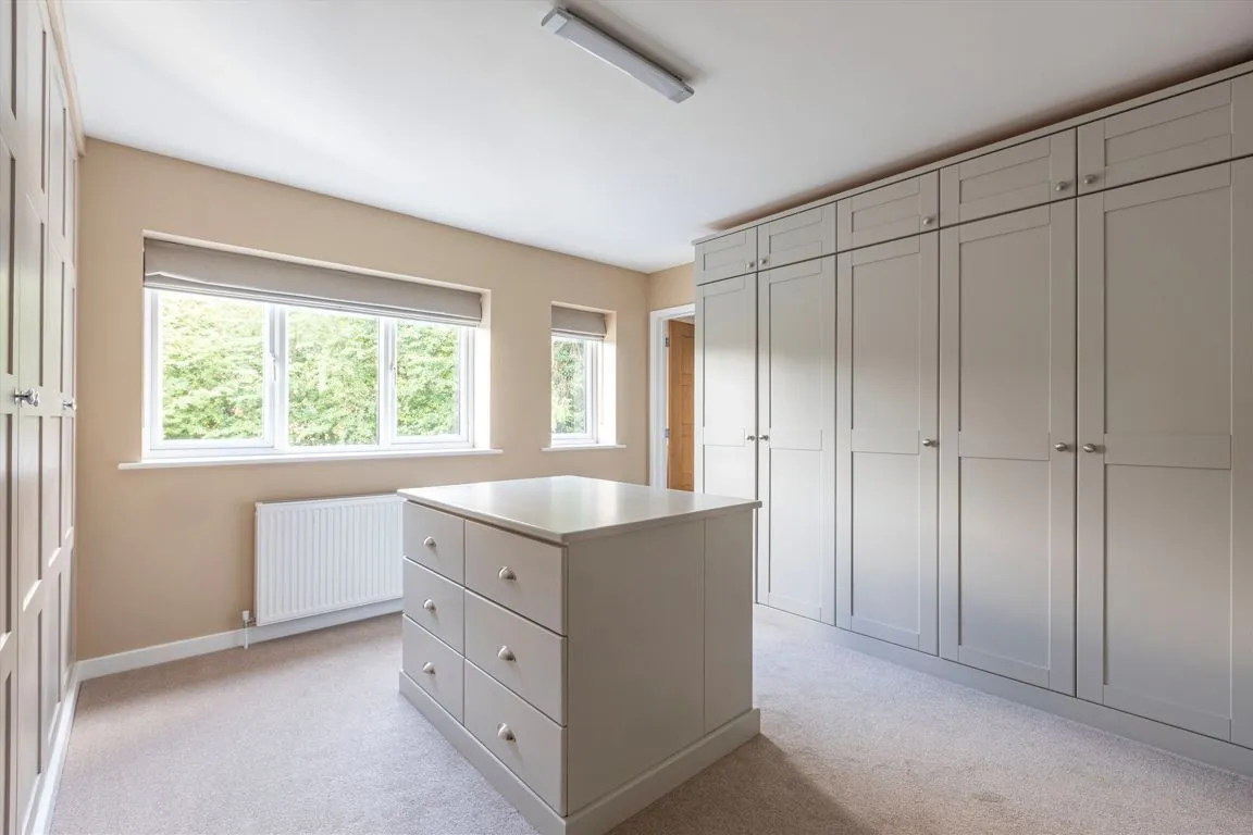 Dartnell Park Road, West Byfleet, KT14, photo 12