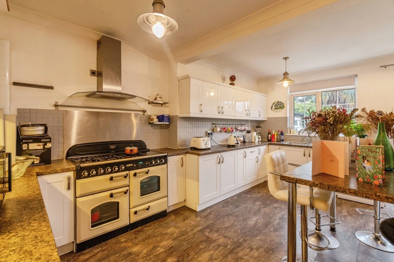 Walsingham Road, Southend-On-Sea, SS2, photo 4