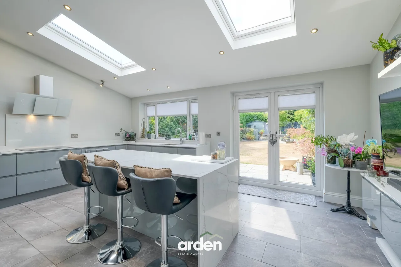 Regan Avenue, Shirley, B90, photo 2