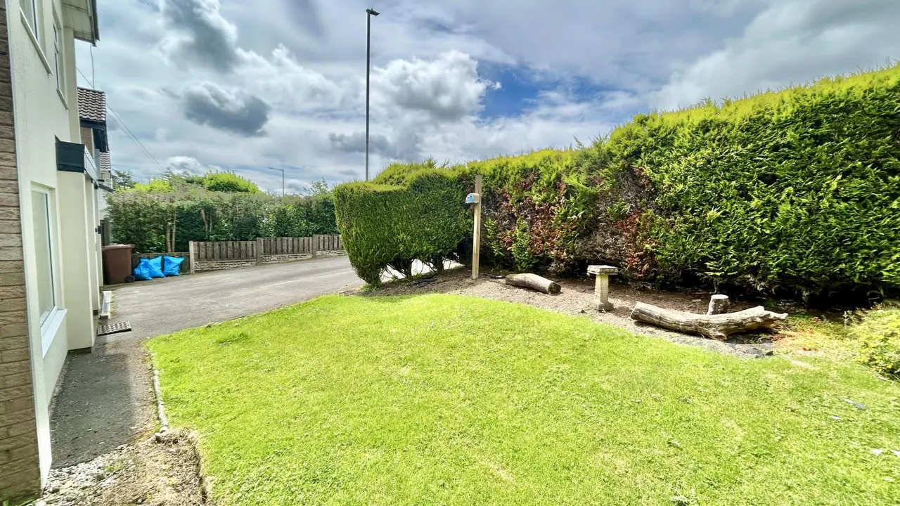 Burnley Road, Weir, OL13, photo 17