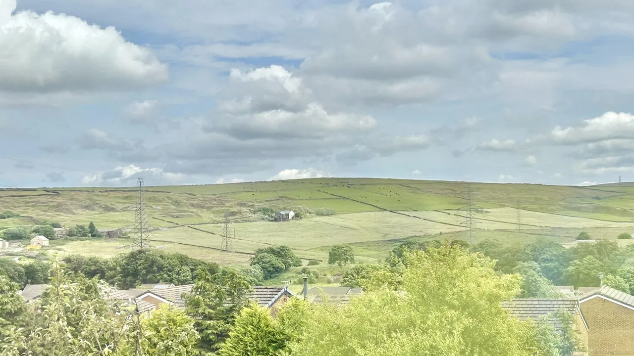 Burnley Road, Weir, OL13, photo 2