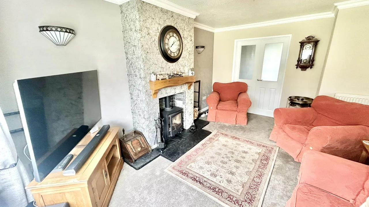 Burnley Road, Weir, OL13, photo 10