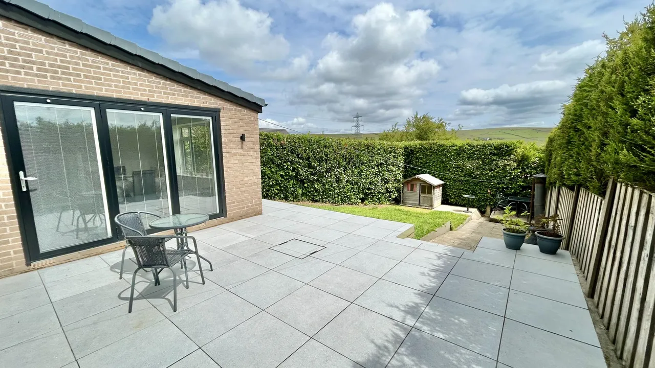 Burnley Road, Weir, OL13, photo 4