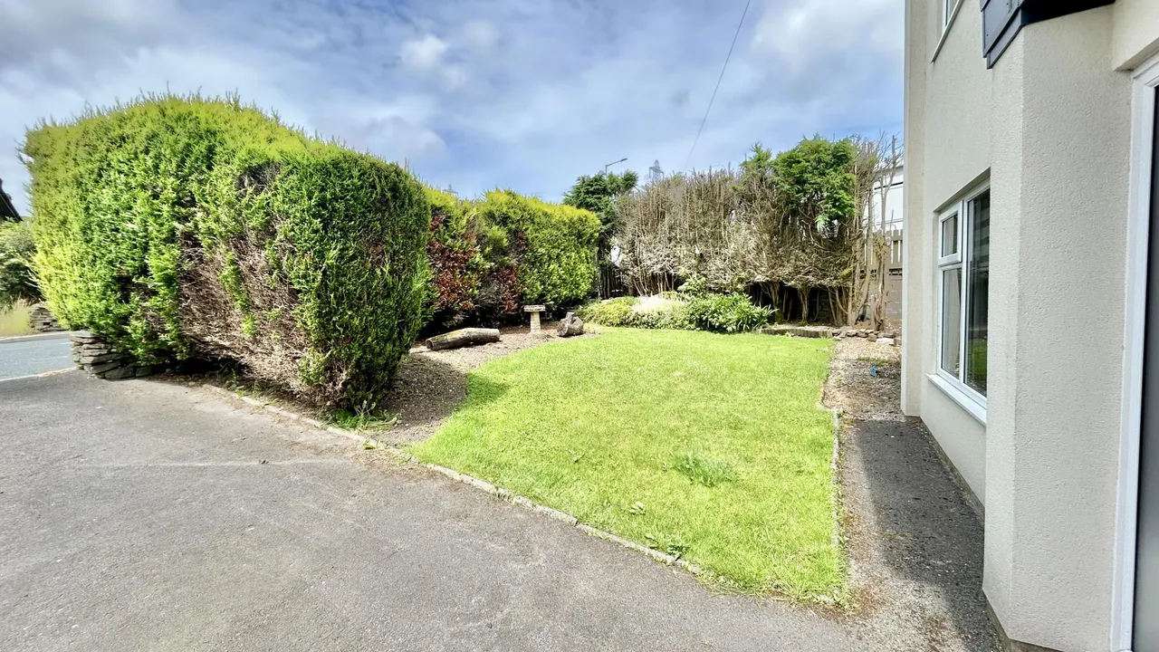 Burnley Road, Weir, OL13, photo 16