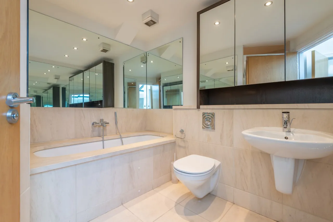 Firth Street, HD1, photo 13
