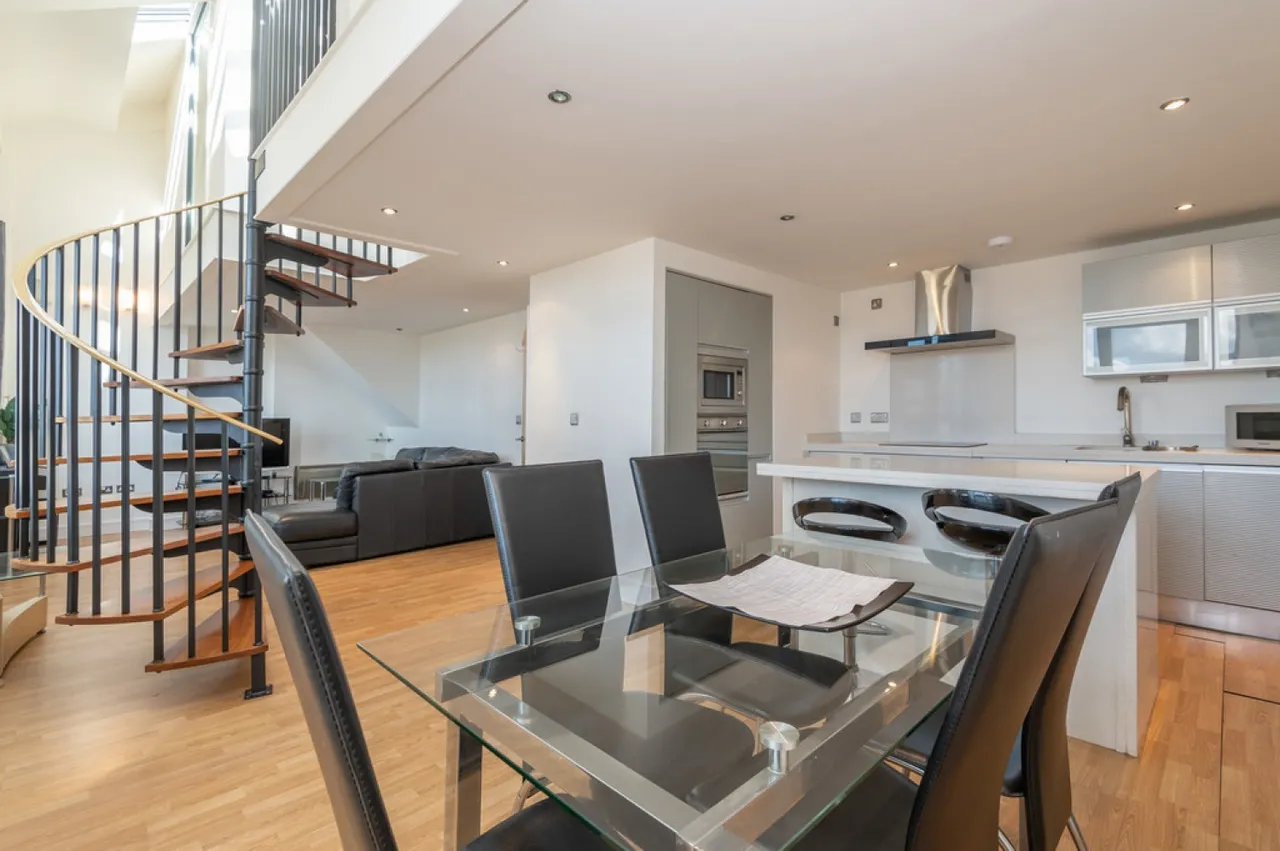 Firth Street, HD1, photo 11