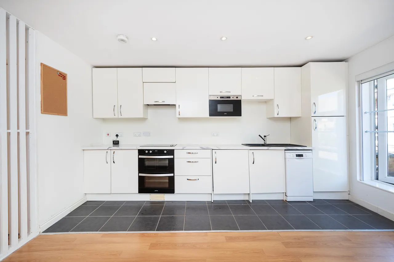 105b Roman Road, London, photo 3