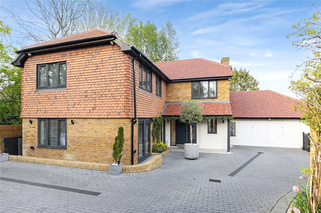 Beverley Lane, Kingston upon Thames, Surrey, KT2, photo 8