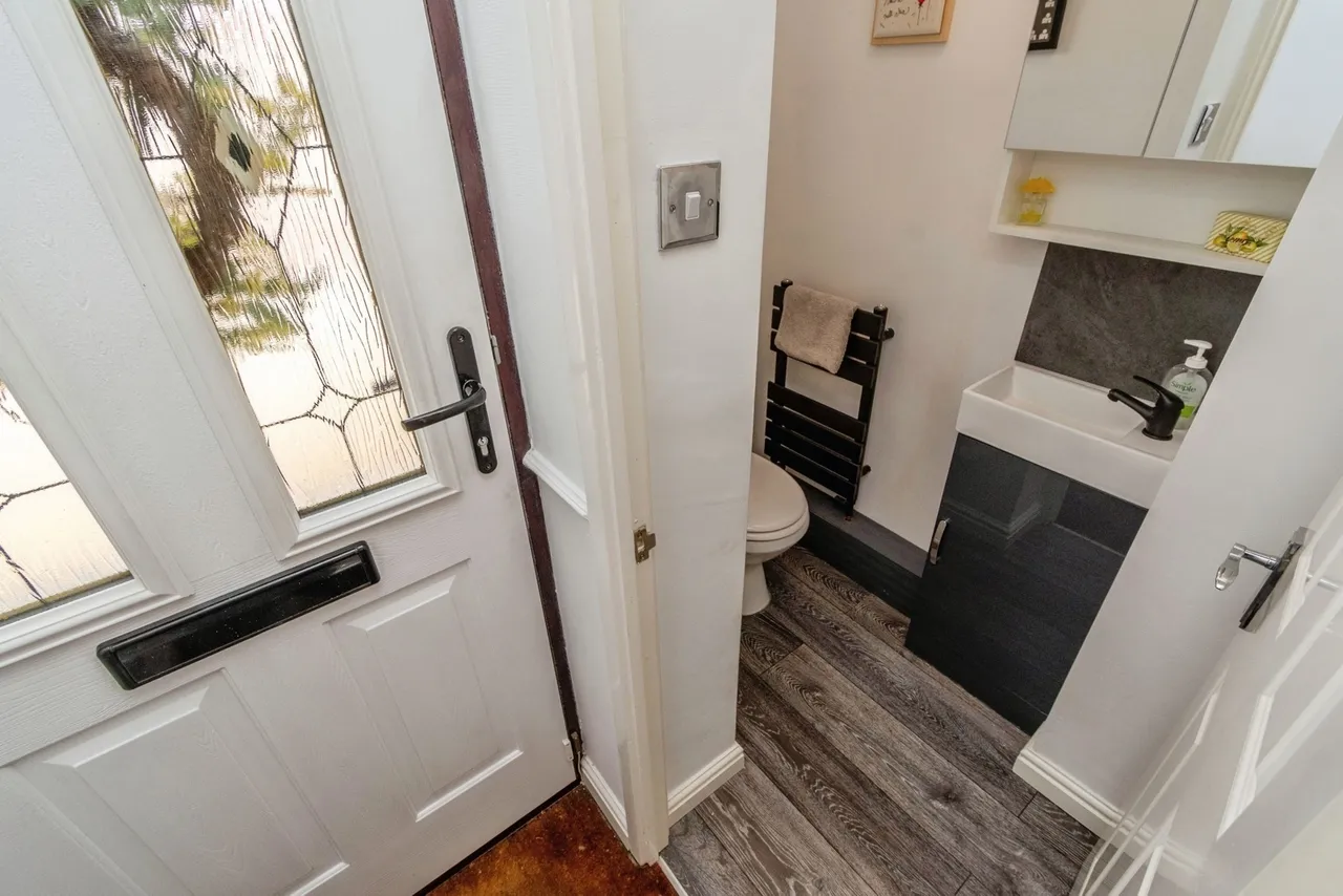 St. Pauls Close, Heath Hayes, Cannock, Staffordshire, WS11, photo 9