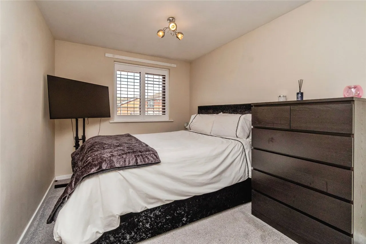 St. Pauls Close, Heath Hayes, Cannock, Staffordshire, WS11, photo 21