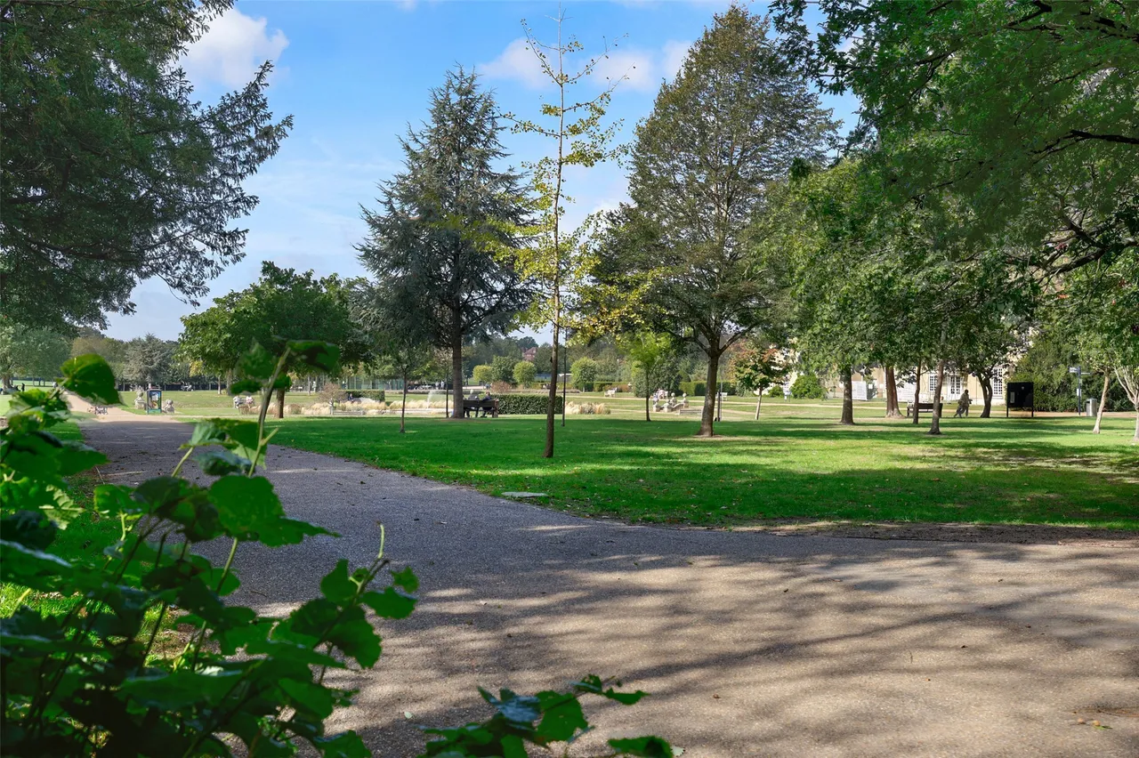 Bell Street, Reigate, RH2, photo 10