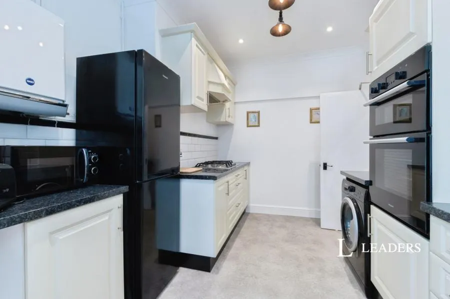 Durley Gardens, Bournemouth, BH2, photo 11