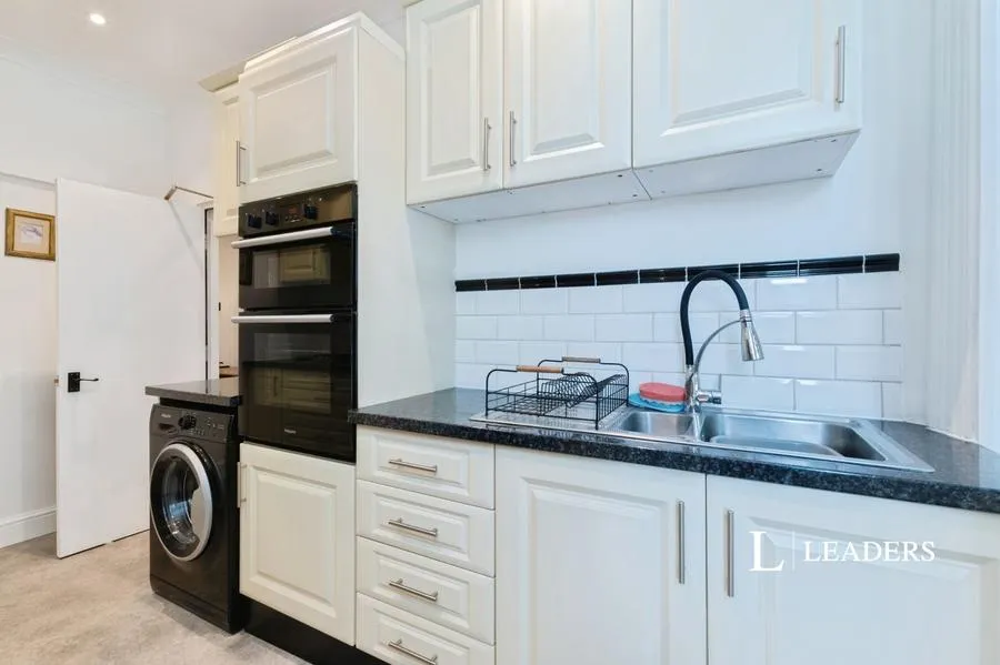 Durley Gardens, Bournemouth, BH2, photo 13