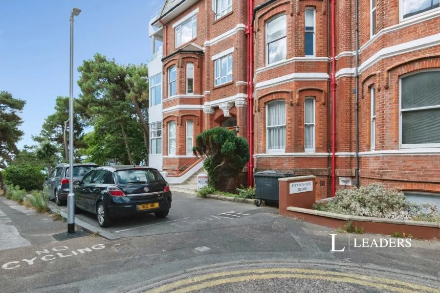 2 bed flat to rent, Durley Gardens, Bournemouth, BH2